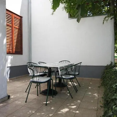 Stipe Apartment